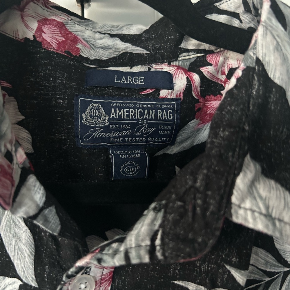 American Rag Black Short-Sleeve Floral Button-Down Shirt - Picture 5 of 5